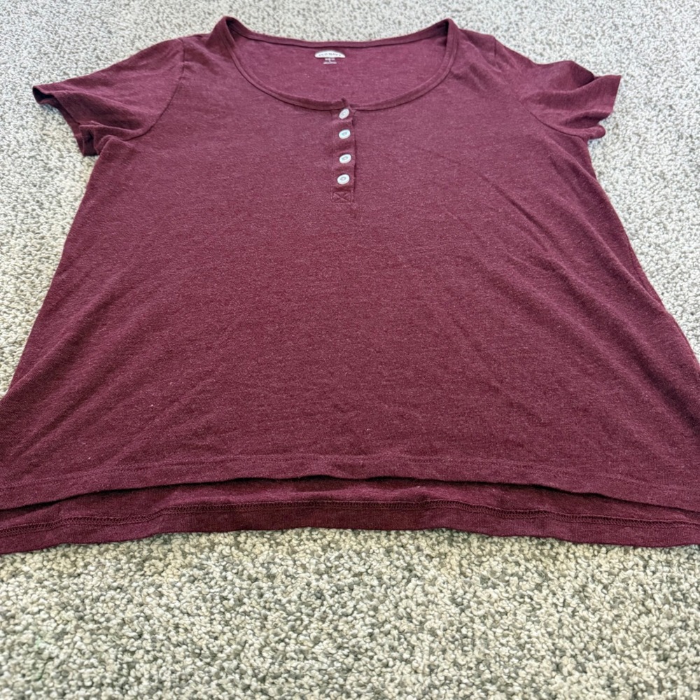 Old Navy Womens Slim Fit Henley T-Shirt Burgundy Maroon Short Sleeve Large